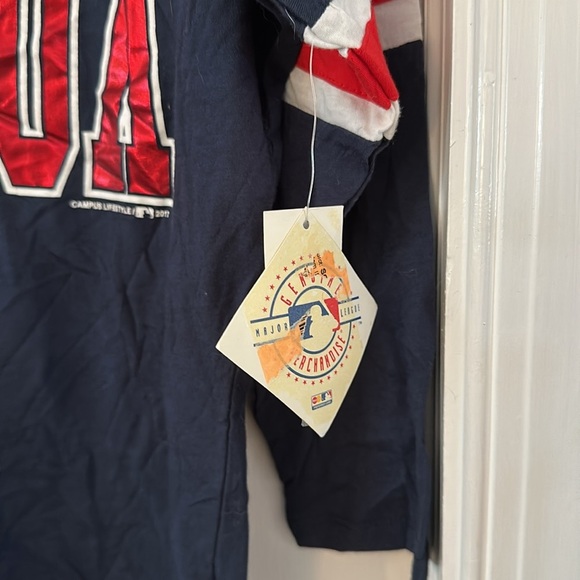 NWT Campus Lifestyle Baseball Boston Red Sox Navy Blue Long Sleeve Shirt Size M - Picture 4 of 8